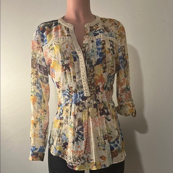 ANTHROPOLOGIE | Maeve Roll Tab Sleeve 100%Cotton Embroidered Top Blouse Sz 6 - Picture 2 of 16